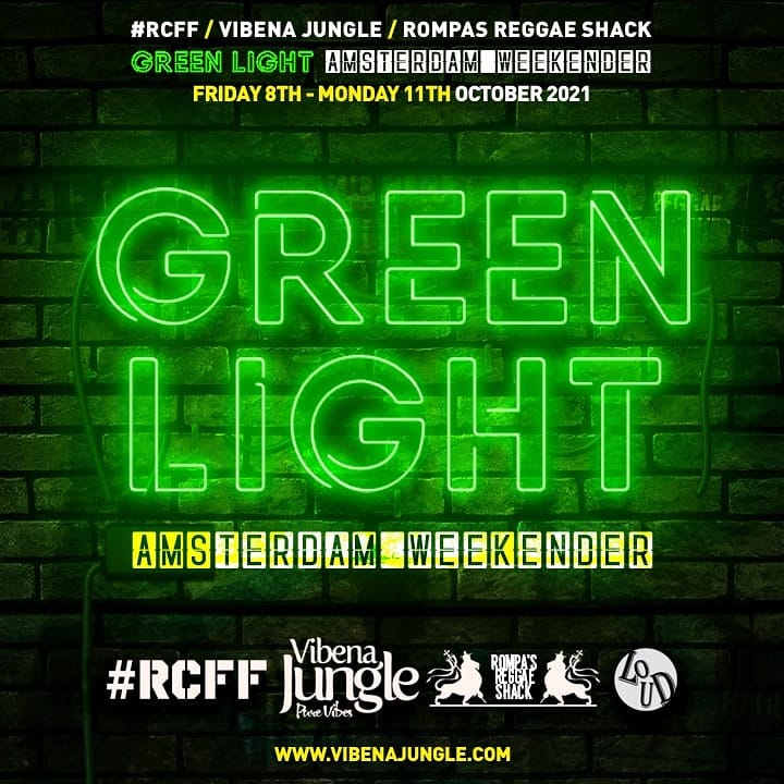 Green Light Weekender
